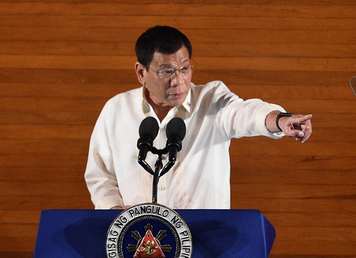 Президент Филиппин: переговоры с Китаем должны опираться на решение Международного арбитражного суда - ảnh 1